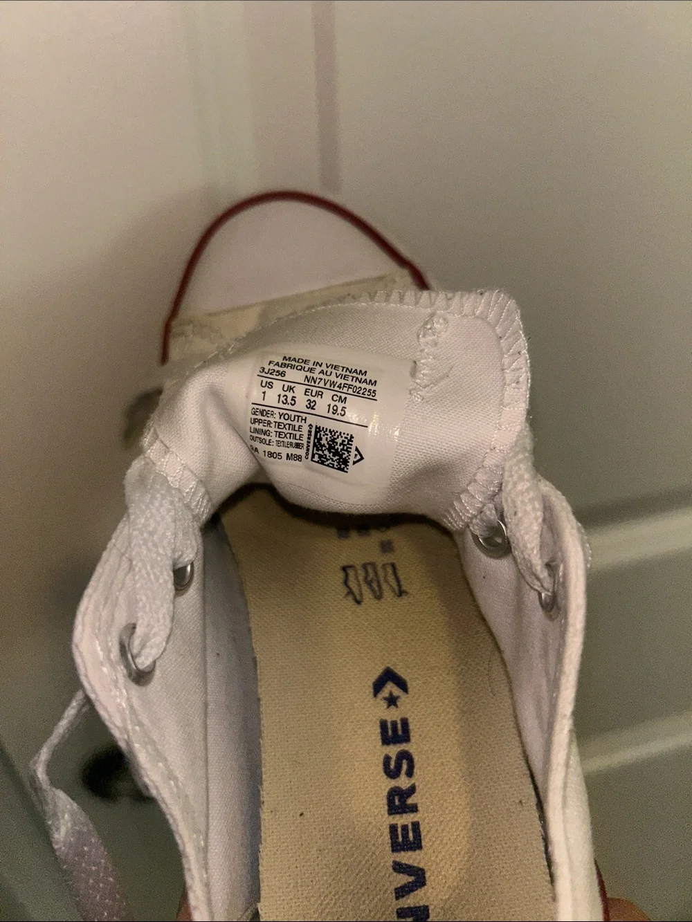Converse Chuck Taylor All Star White Low-Top Sneakers Kids Size 1